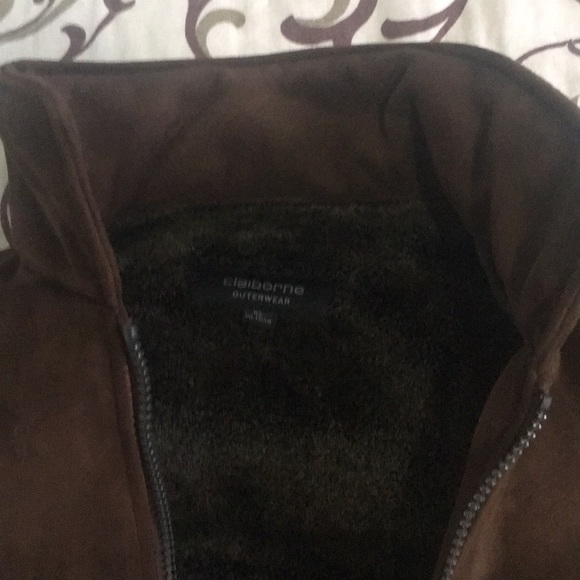 Amazing coat - Picture 2 of 3